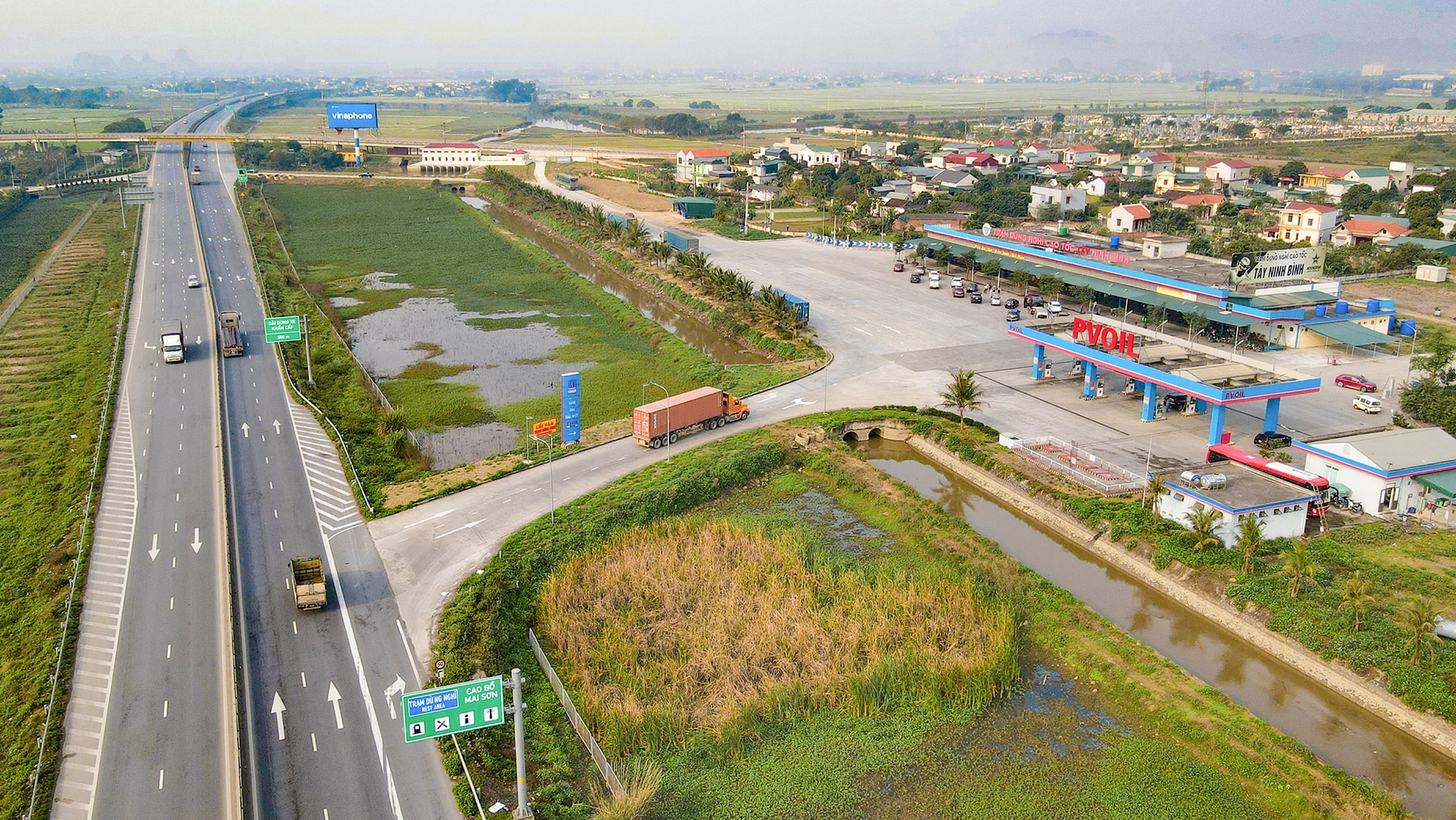 Bản tin An toàn giao thông số 151: 10 trạm dừng nghỉ trên cao tốc Bắc - Nam mà tài xế cần biết khi di chuyển trong kỳ nghỉ lễ