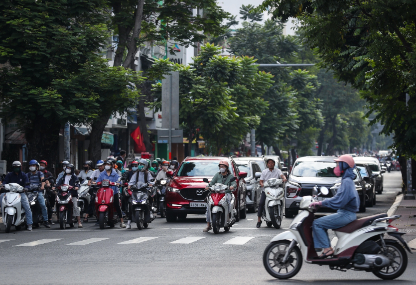 Bản tin An toàn giao thông số 194: Dự kiến ban hành quy chuẩn khí thải xe máy trong tháng 7