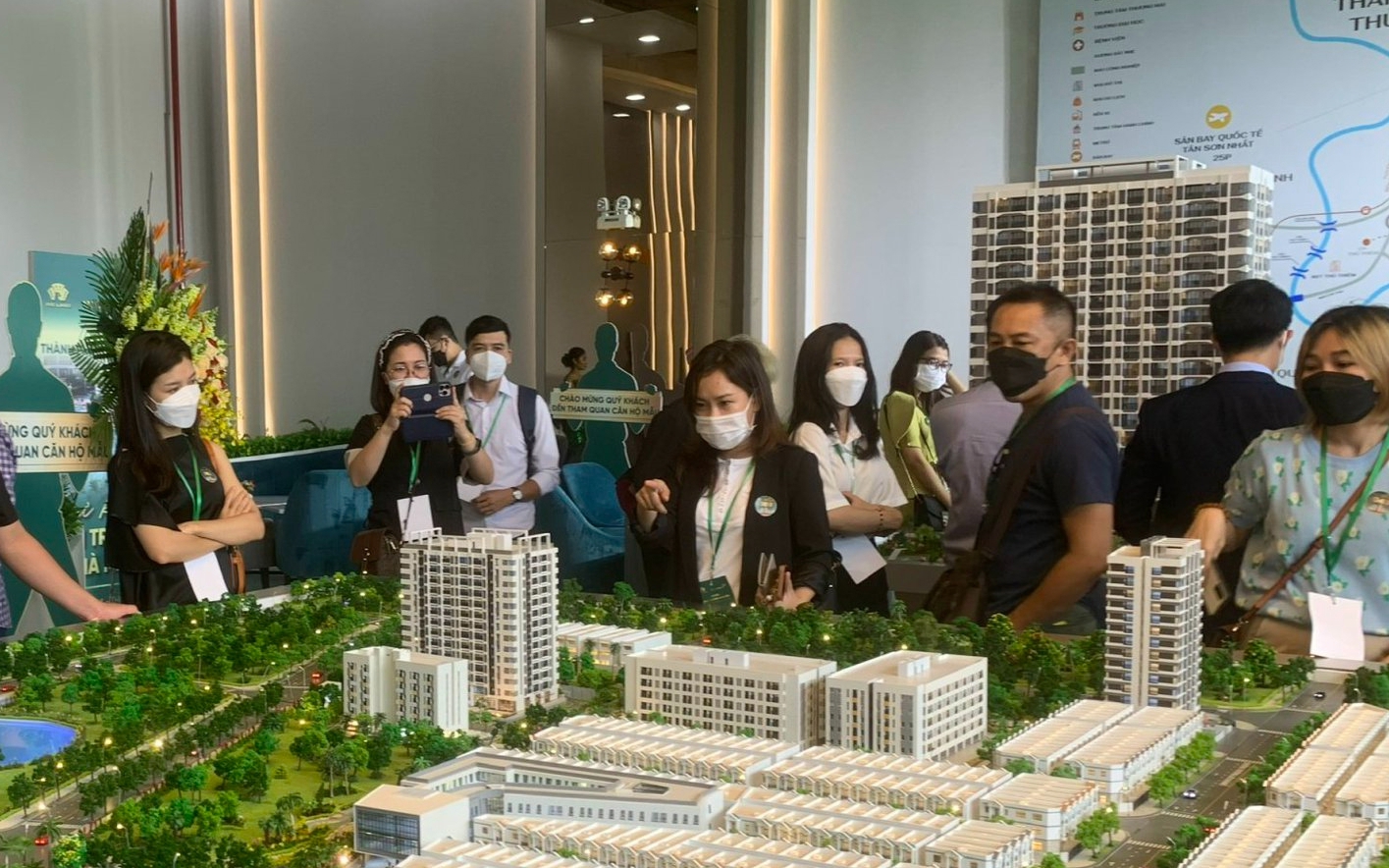Bản tin Bất động sản ngày 6/11/2025: Thị trường BĐS diễn biến ra sao khi lãi suất tăng?