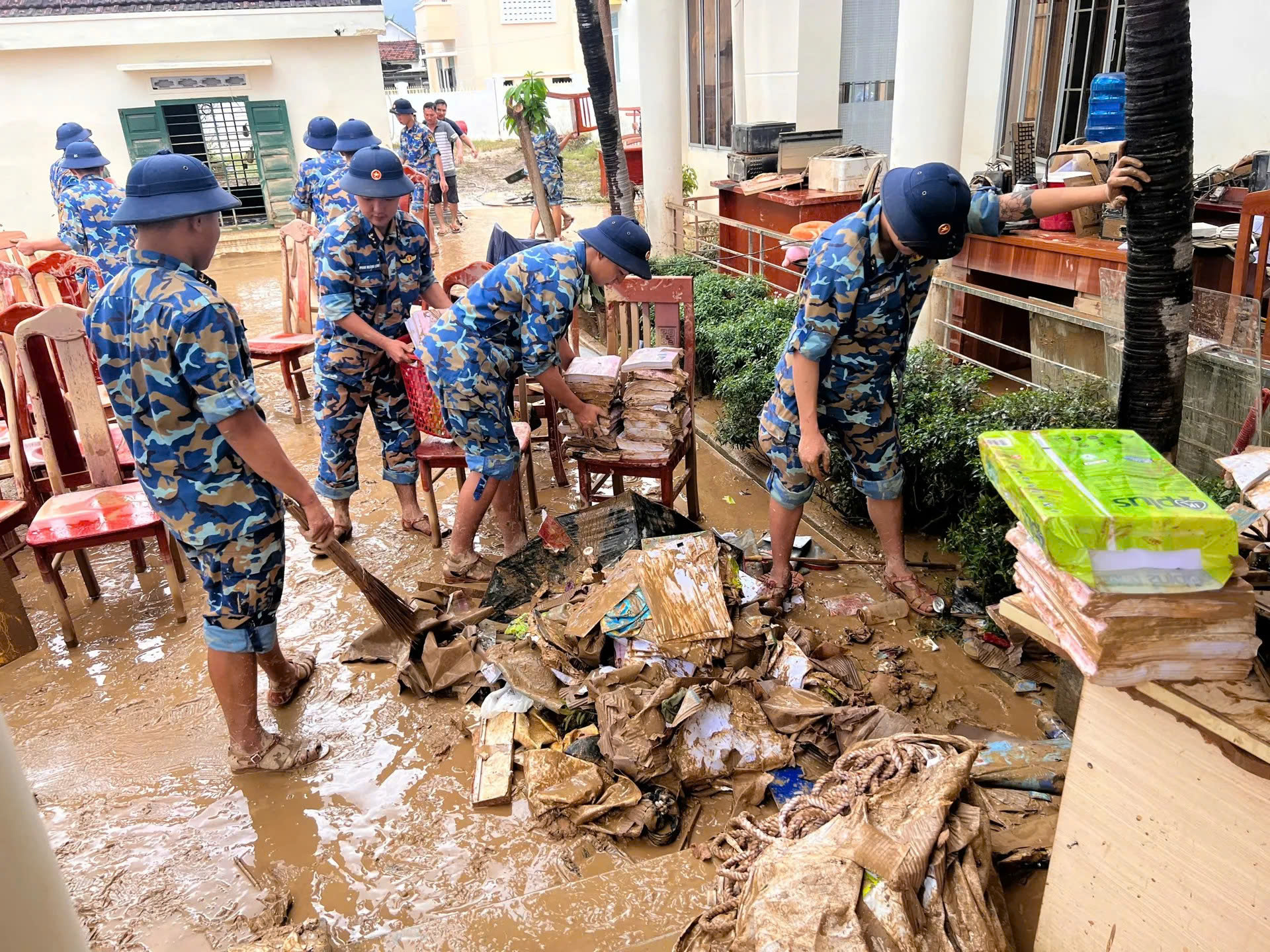 Bản tin Truyền thông Chính sách ngày 25/11/2025: Tập trung khắc phục hậu quả, ổn định đời sống Nhân dân sau mưa lũ