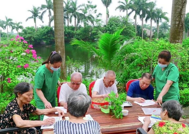 Bản tin Bất động sản ngày 5/12/2025: Cơ hội cho thị trường BĐS chăm sóc người cao tuổi tại Việt Nam