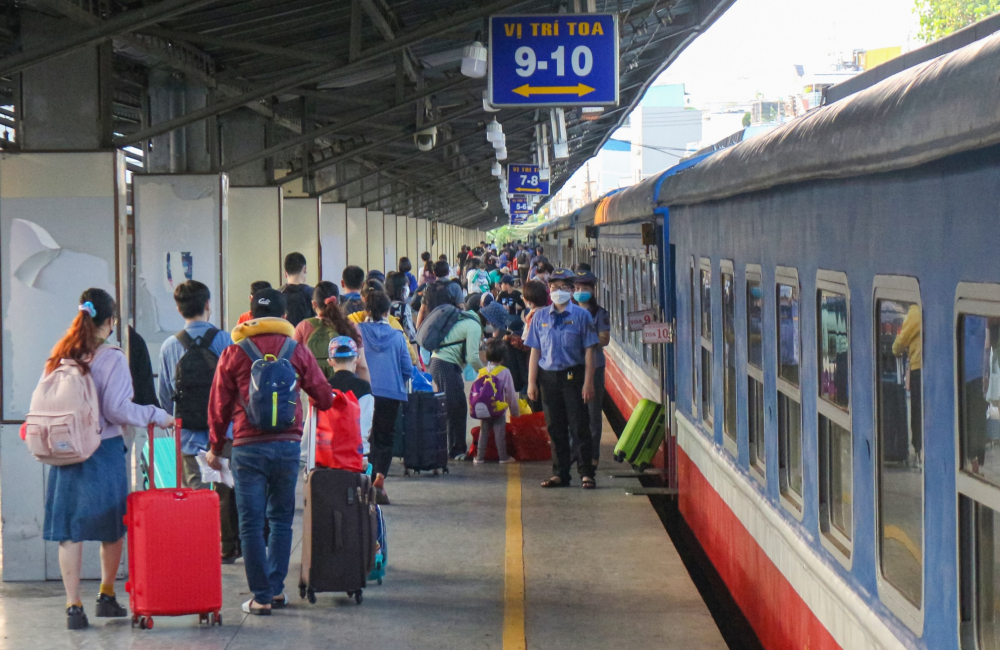 Bản tin An toàn Giao thông số 336: Mở bán vé tàu hè 2026, tăng chuyến nhiều tuyến du lịch