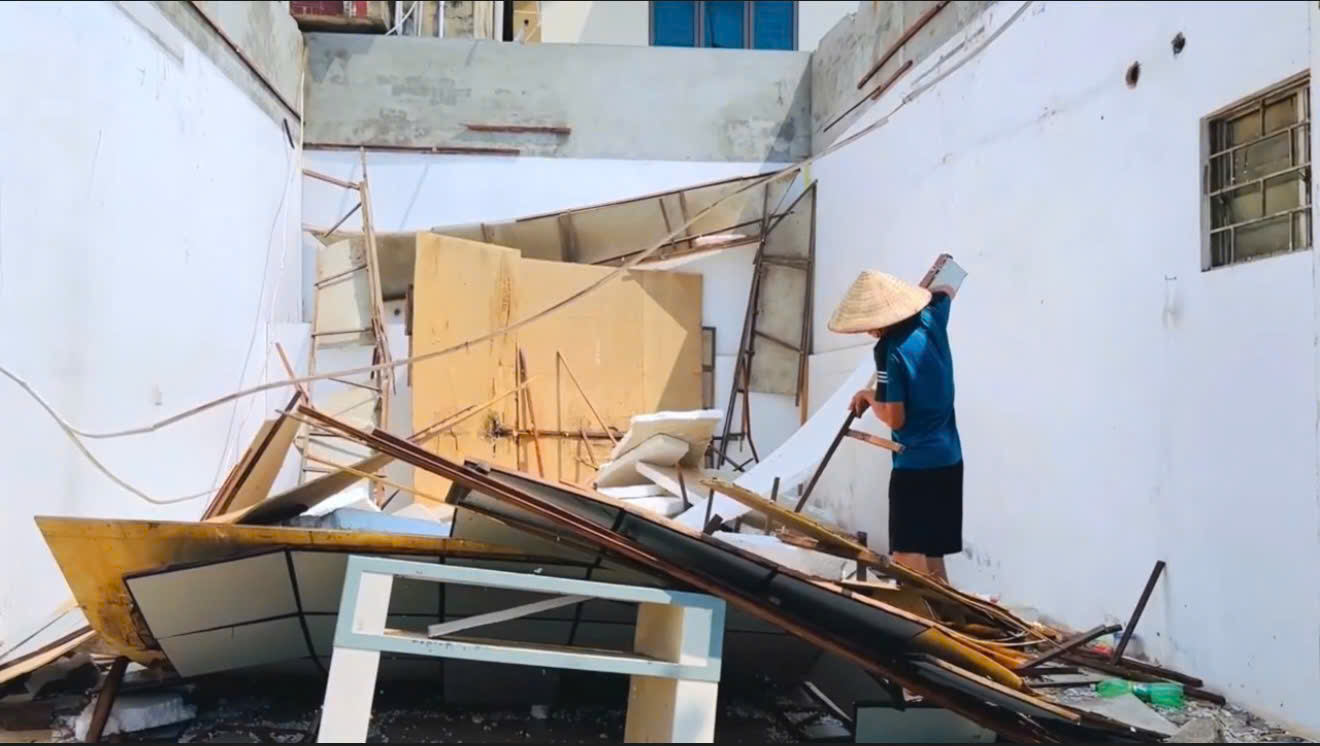 Người dân thôn Phù Yên đồng thuận bàn giao mặt bằng thực hiện dự án Quốc lộ 6