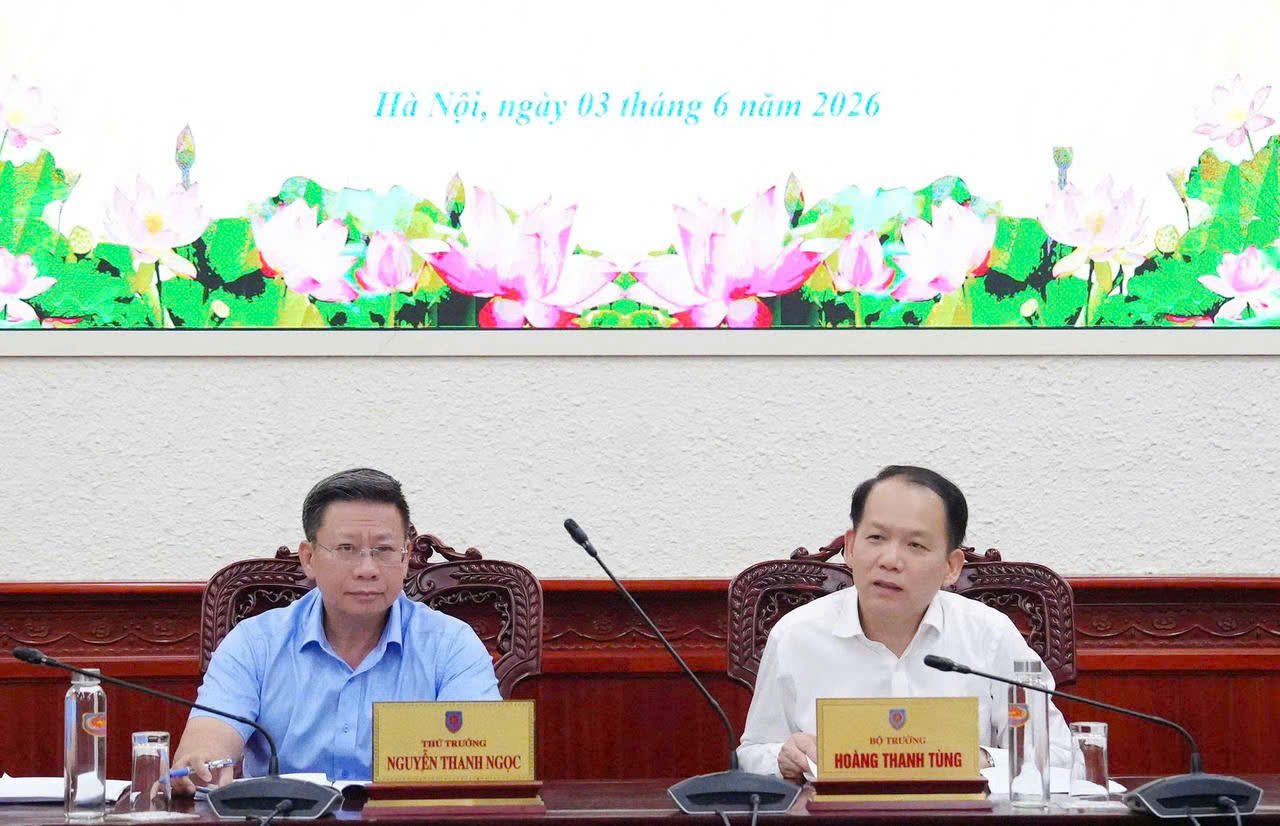 Đẩy mạnh truyền thông chính sách, tạo điều kiện để người dân tiếp cận pháp luật từ sớm, từ xa